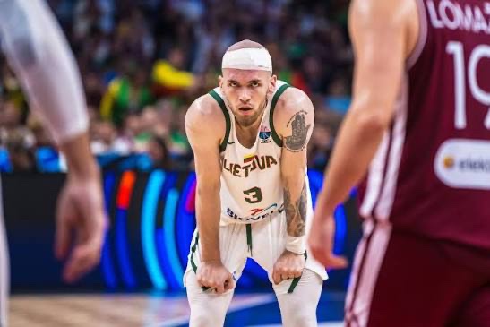 Mid Range News tweet media