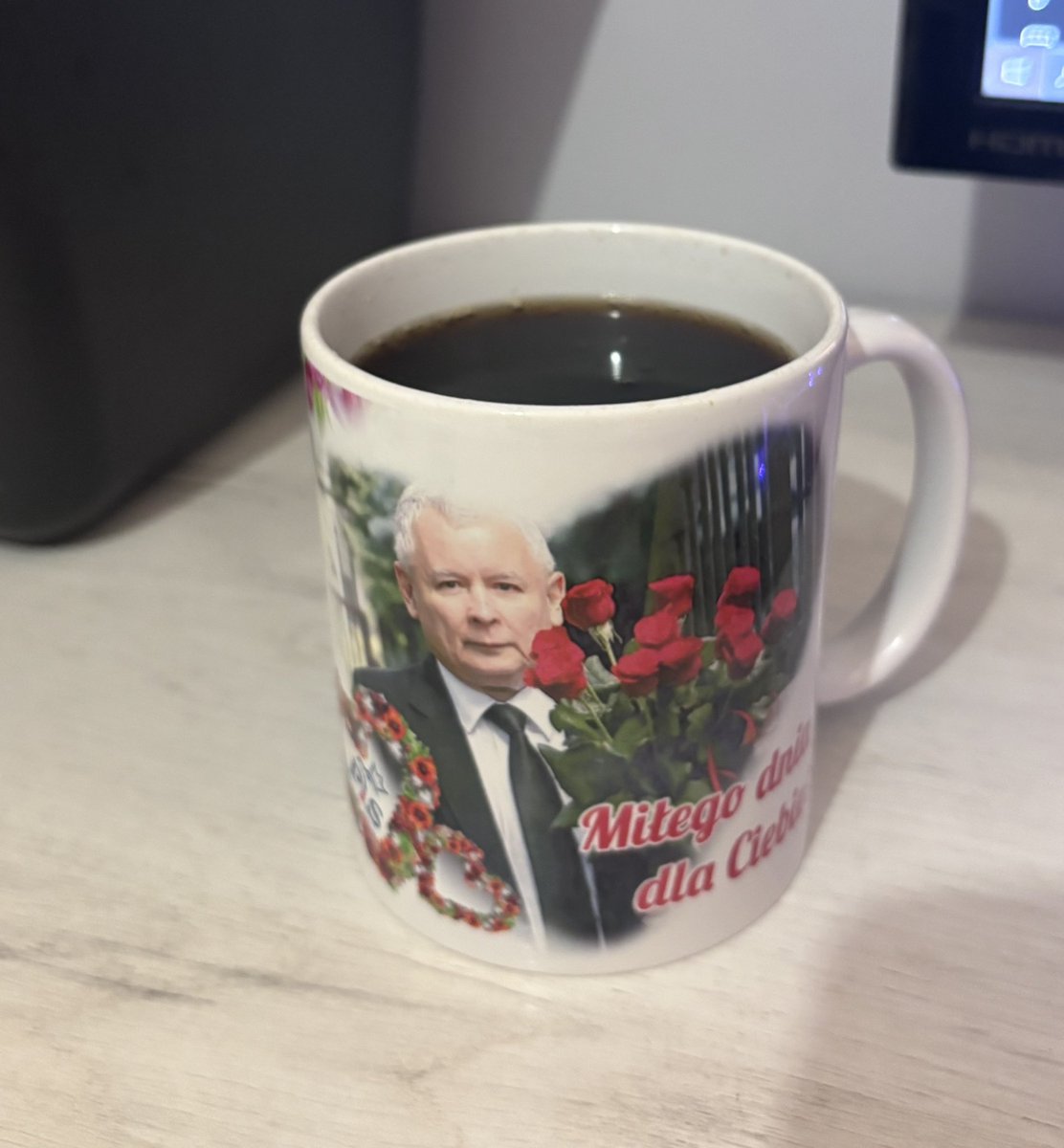 kotlinka tweet media