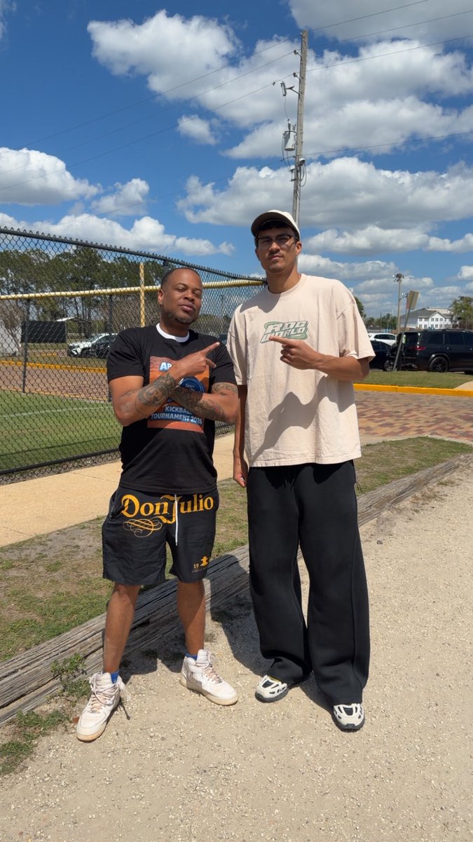 Courtside Betting Magic tweet media