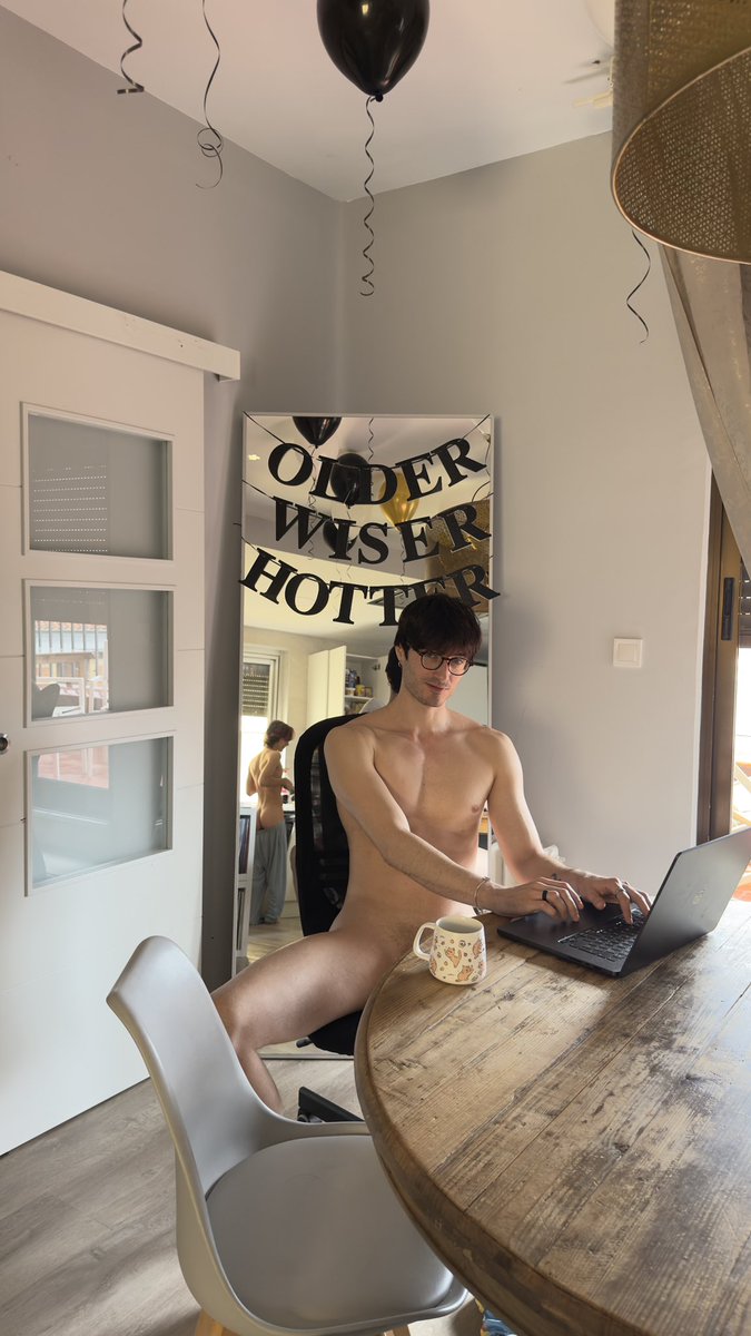 David Sahueso 🌸 tweet media