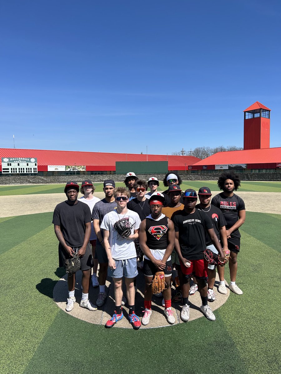 Raytown South Baseball tweet media