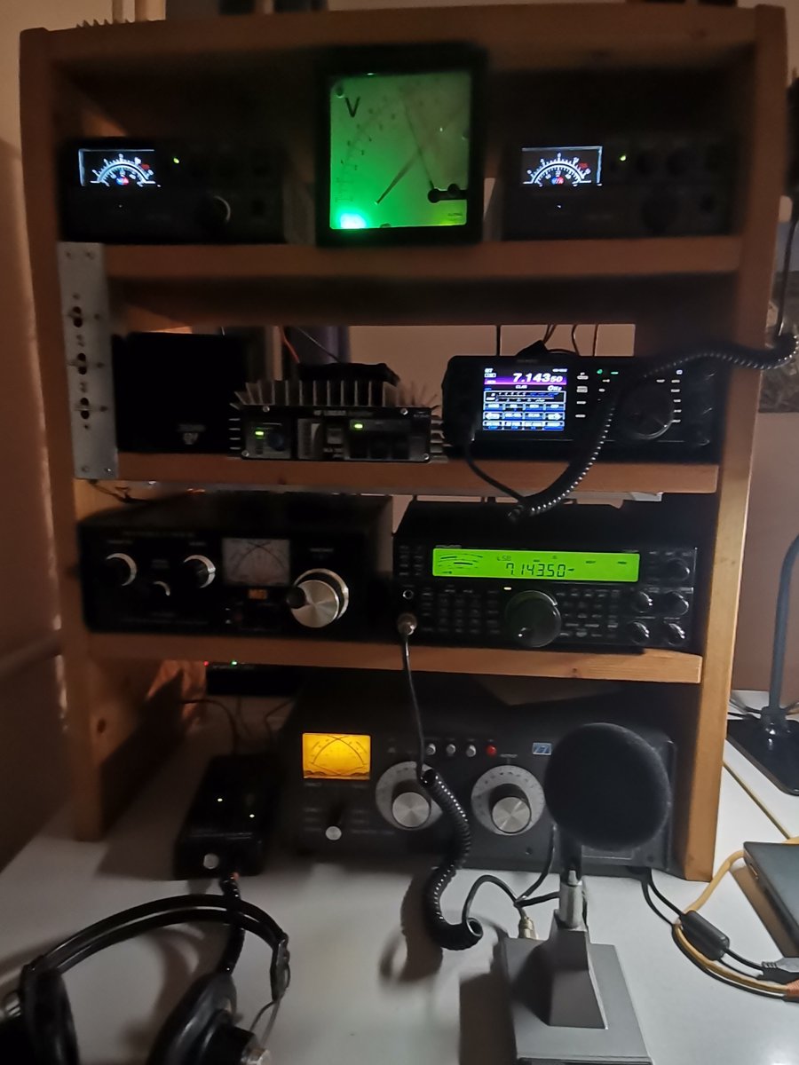 Erich M. tweet media