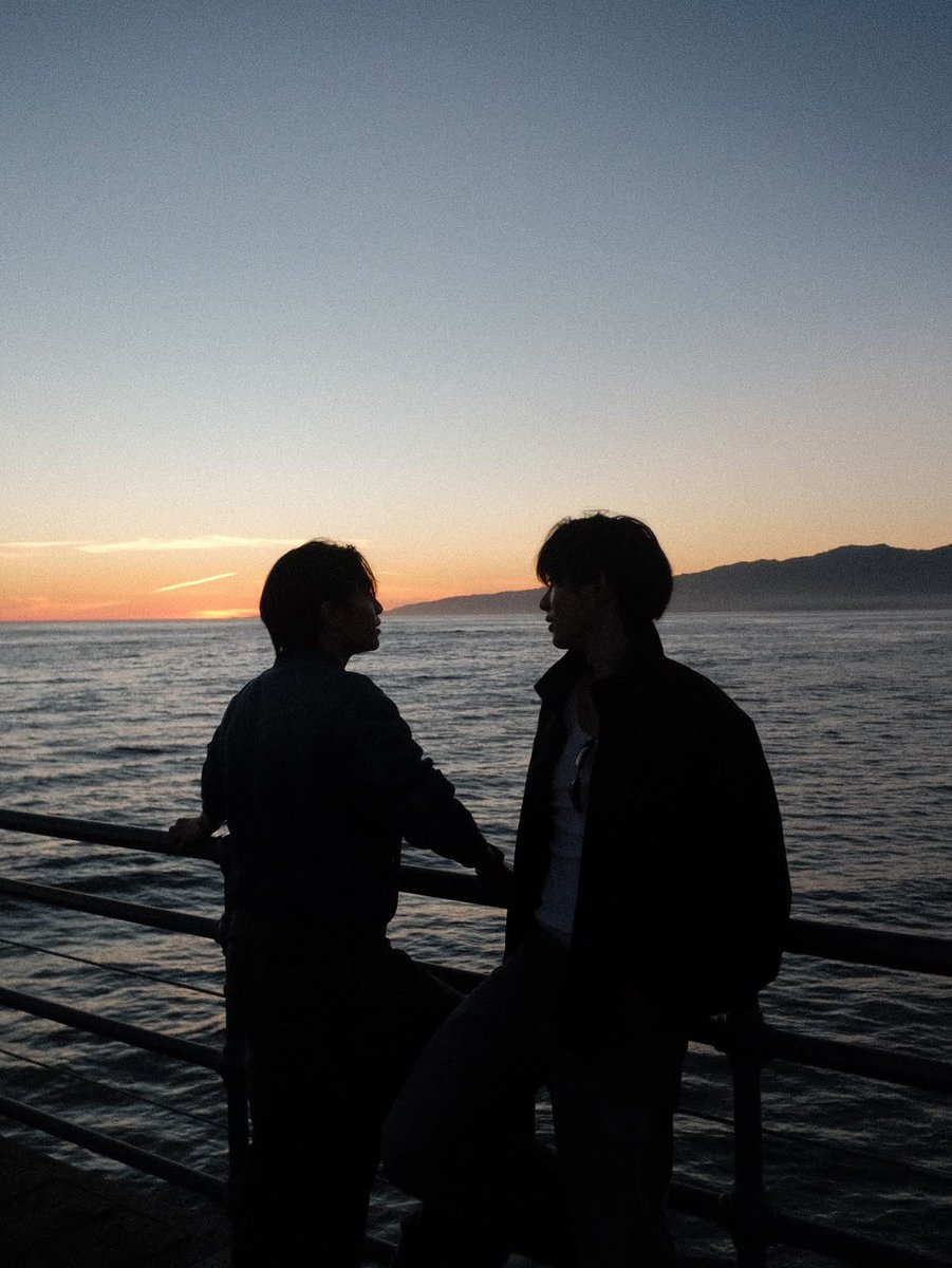 〜 𝘙𝘢𝘷𝘢 𝘦𝘥𝘪𝘵𝘴 〜 Dean in Moth tweet media