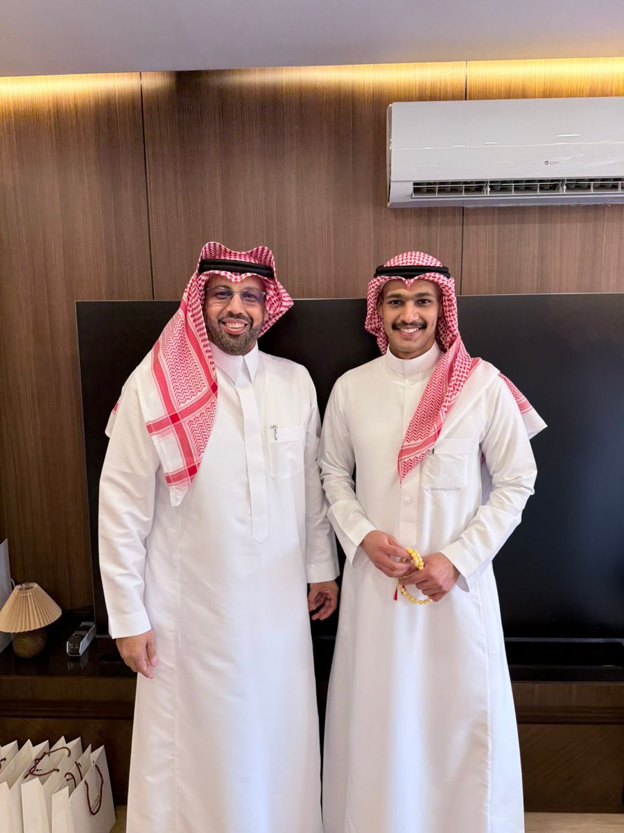 Max Verstappen tweet media