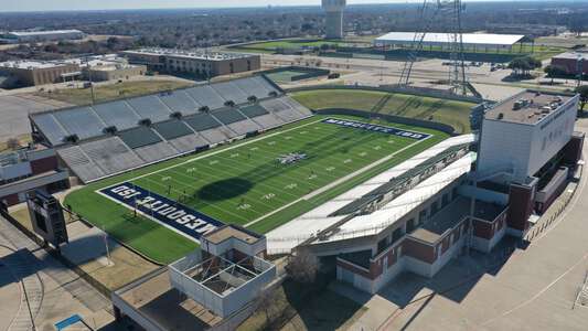 Burgers and Blitzes tweet media