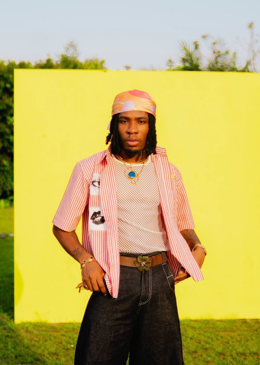 THE DEBUT HUB tweet media