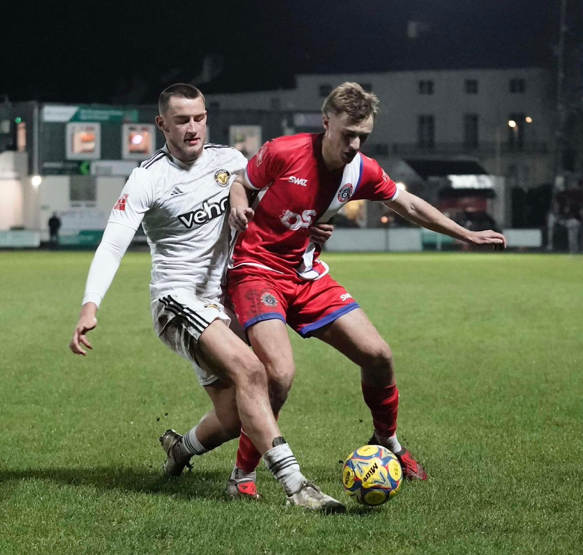 𝗠𝗮𝘁𝗰𝗵 𝗣𝗿𝗲𝘃𝗶𝗲𝘄 📝 

A huge six-pointer awaits Bideford in their long trip to Hampshire tomorrow as they take on a resurgent Bashley.

➡️ pitchero.com/clubs/bideford…

#ROBINS