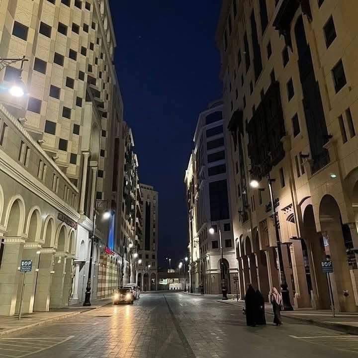 Arab Memes tweet media