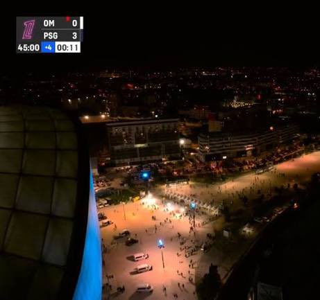 𝐃𝐑𝐈𝐗𝐎 ❤️💙🇫🇷🇲🇦🌟🌟 tweet media