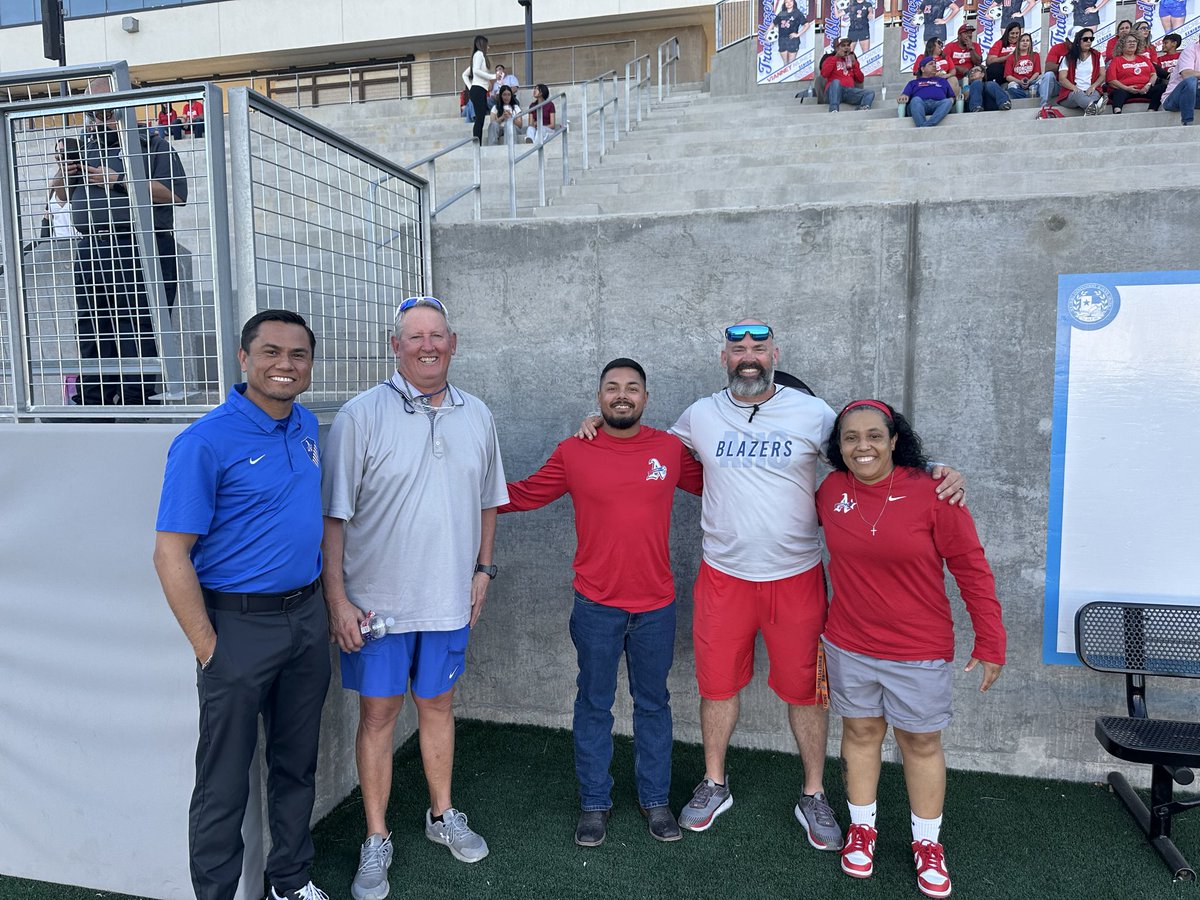 Noe Robles tweet media