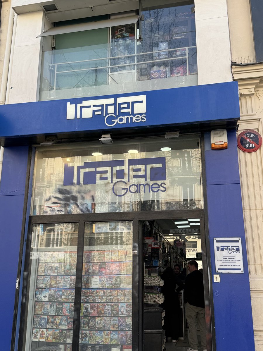 HaZ_Dulull's tweet image. Grabbed these two soundtrack gems whilst in Paris.  Lovely shop called @trader_games  #retrogamer