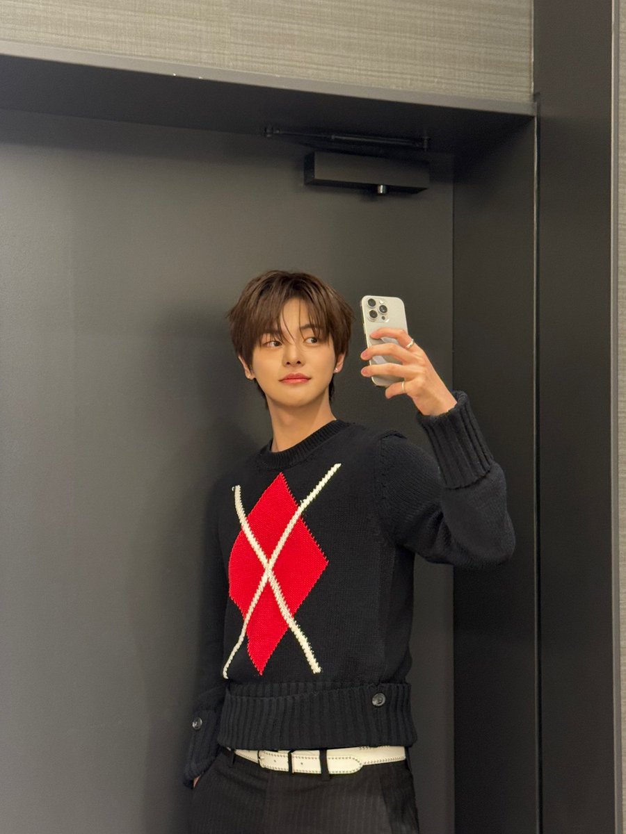 leo✶z files 📁 tweet media