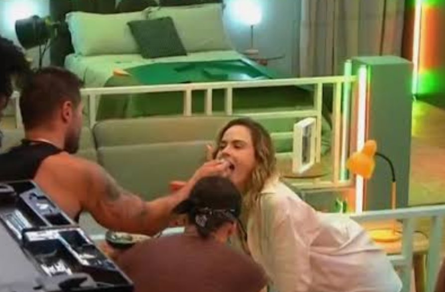 𝐫𝐚𝐪𝐮𝐞𝐥. tweet media