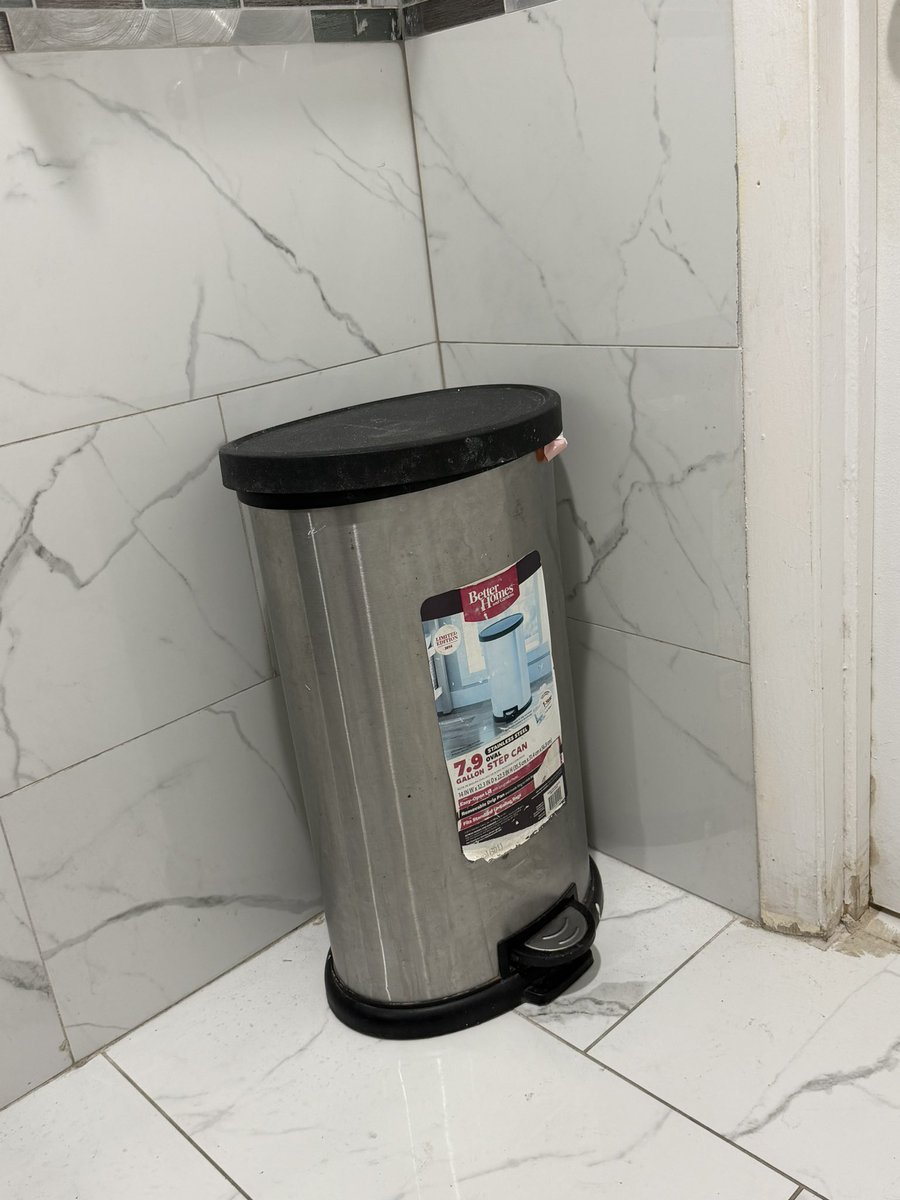 Olivia ? tweet media