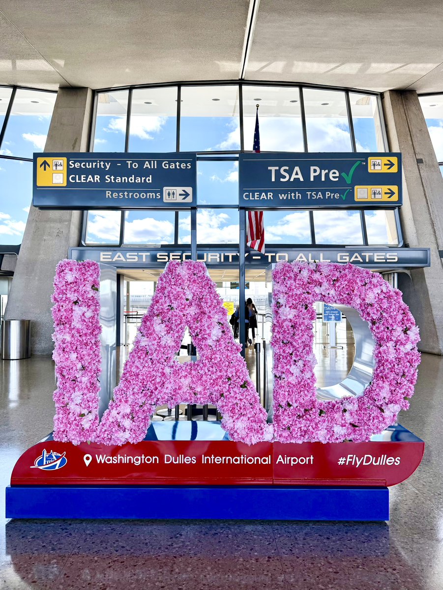 Dulles Airport (IAD) tweet media