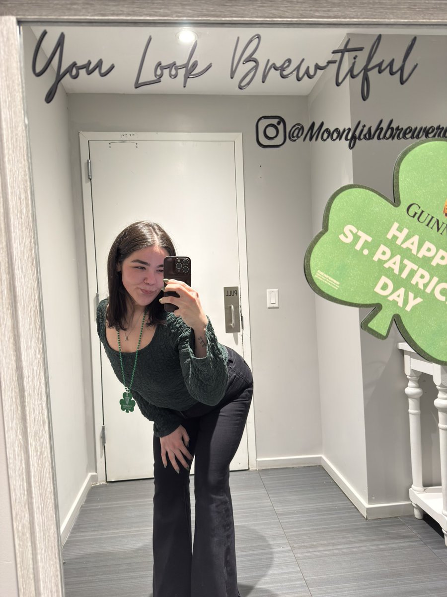 alyssa tweet media