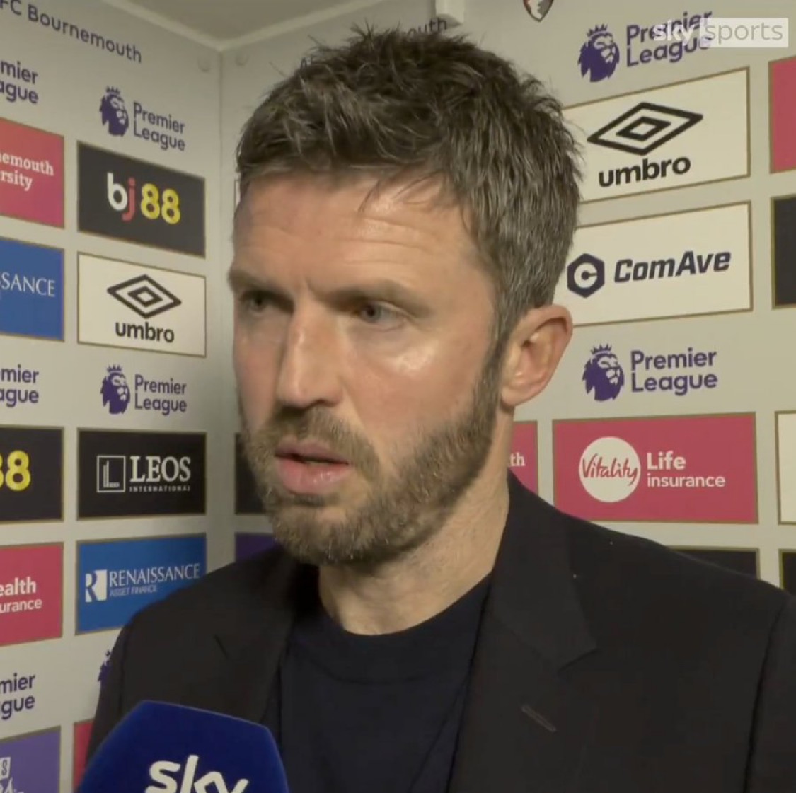 شبكة مانشستر يونايتد tweet media