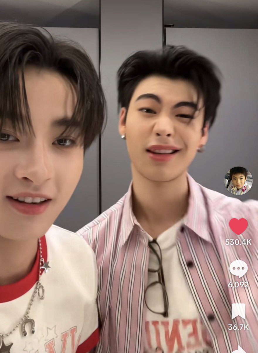 1วันมี24ชม.ฉันอยู่ในช่องพี่หมอไปแล้ว25ชม.  มันฟินทุกคนลองยัง🤗
#ท่านโปรดคลื่น