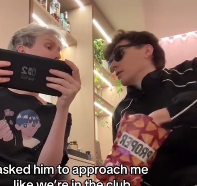 sonny!! #womenscutshirtphil ⚞•⚟ tweet media