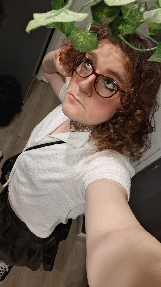 pois0n IV 🏳️‍⚧️☢️🌿 tweet media