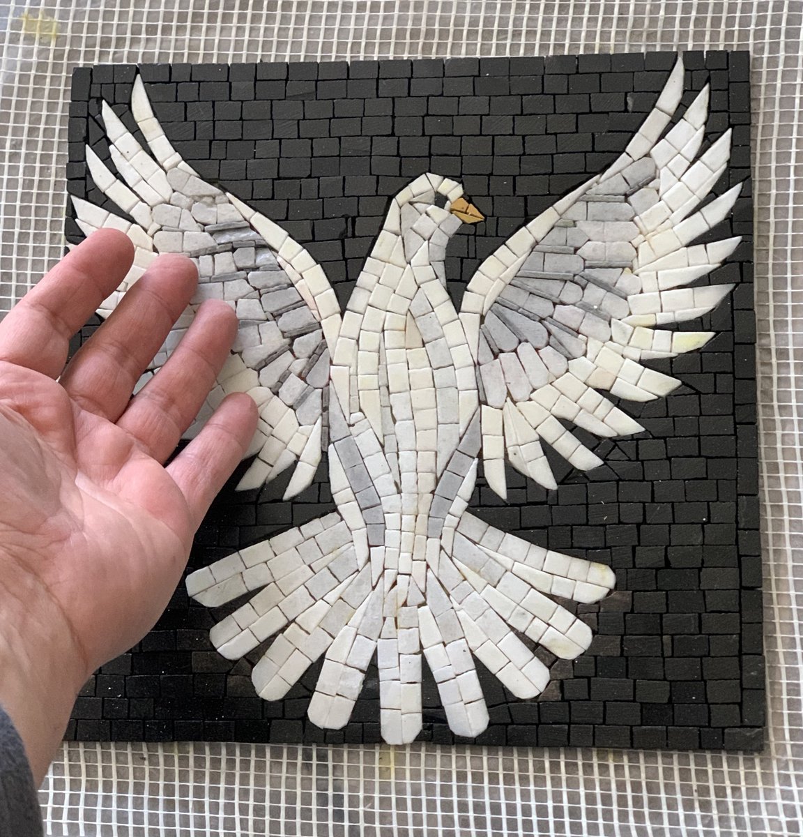 MosaicsLab's tweet image. Stone: heavy, stubborn, not exactly known for takeoff.
Us: let’s give it wings anyway. #MosaicArt #HandCut #StoneMosaic #WallArt
