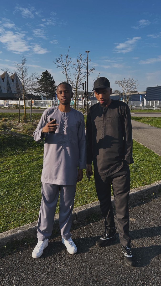 🤴🏽🇲🇱 tweet media