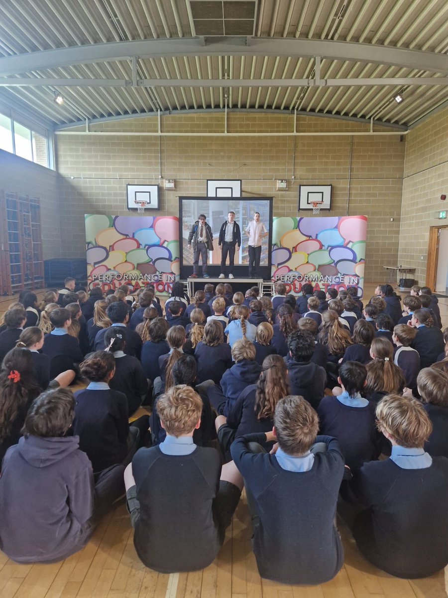 St Edward's Windsor tweet media