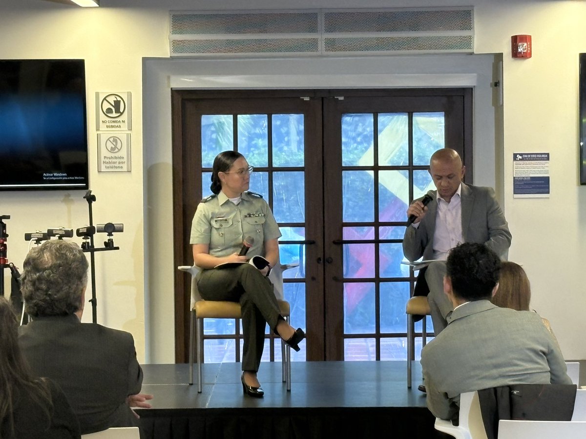 Consulado de Colombia en Miami tweet media