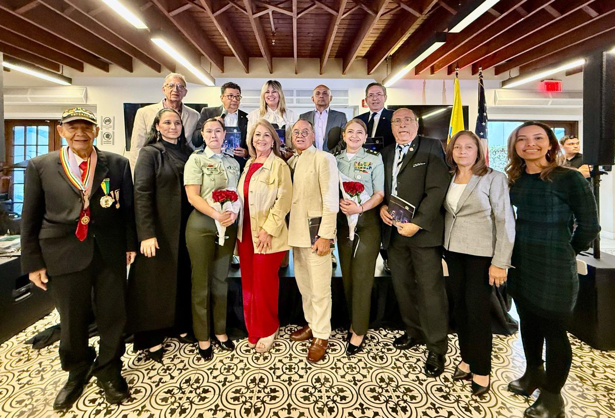 Consulado de Colombia en Miami tweet media