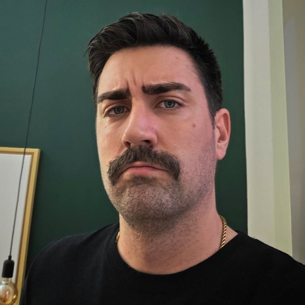 Boşuna Tıklama tweet media