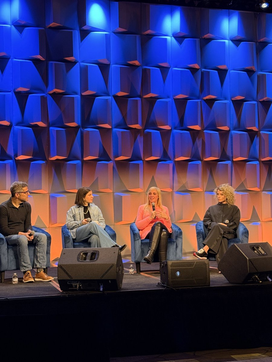 Mediabase Charts tweet media