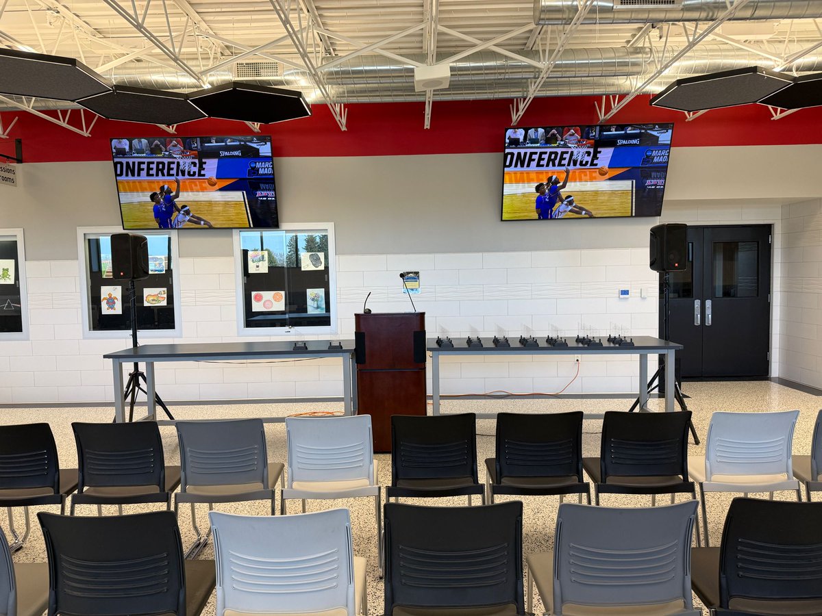 IC T-Wolves ™ tweet media