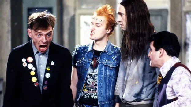 Talking Bottom tweet media