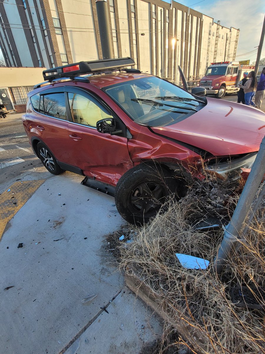 Ellie❄️ tweet media