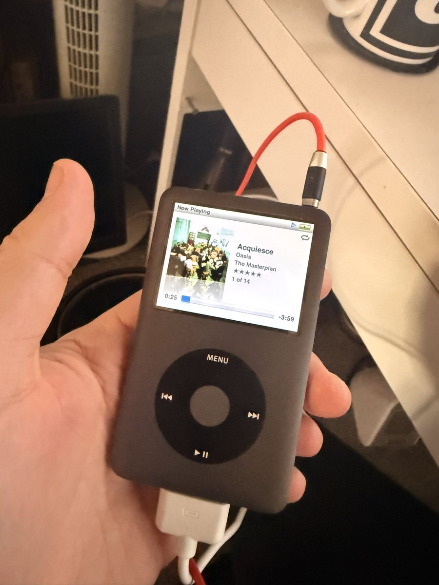 jhodges_digital's tweet photo. After 10 years in a drawer, it’s still working 🔥🔥 https://t.co/G0vUNLP64t