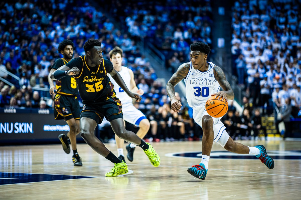 BYU Uniform Tracker tweet media