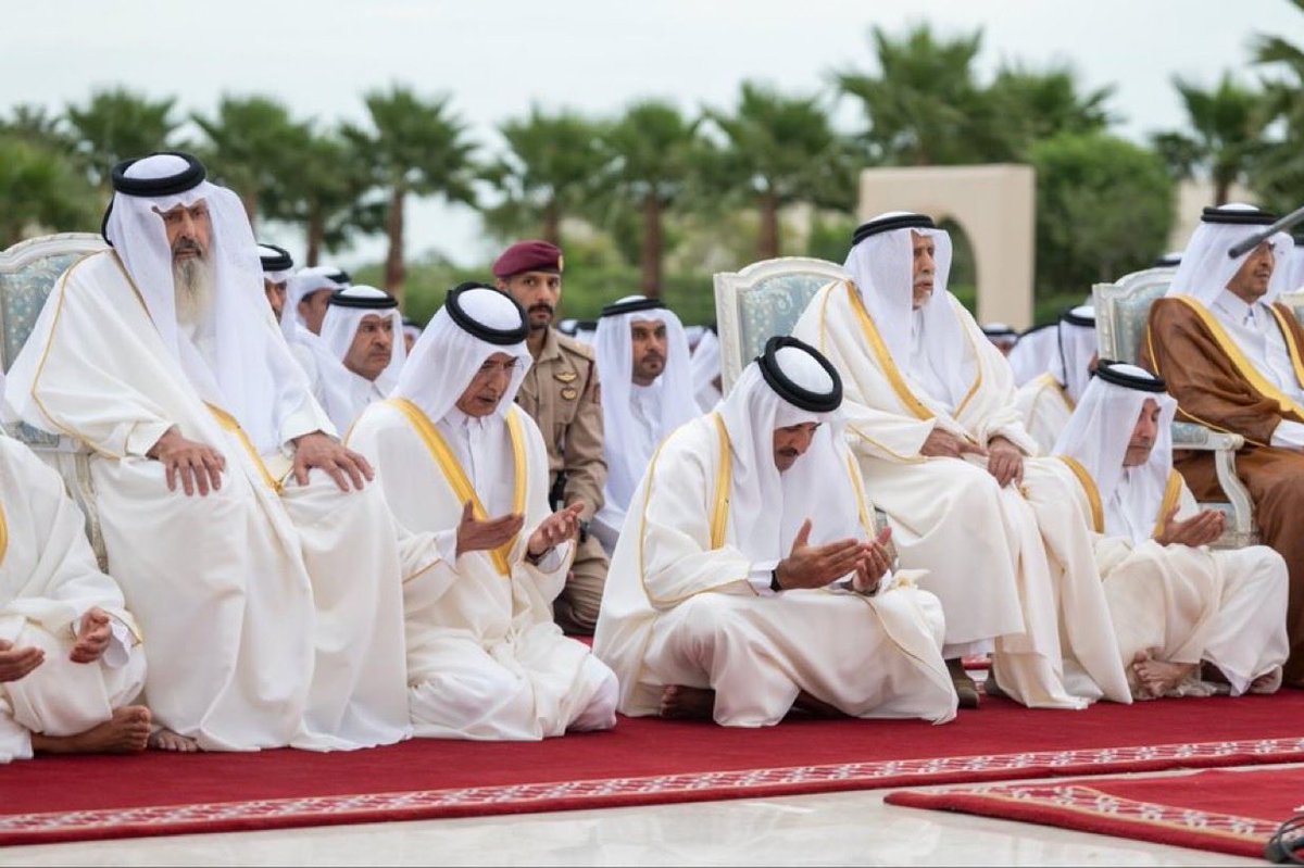 Qtri__87's tweet photo. عيد فطر مبارك 🌙✨
نسأل الله أن يعيده على دولة قطر قيادةً وشعبًا بالخير واليُمن والبركات 🇶🇦
اللهم احفظ قطر وأدم عليها الأمن والأمان، ووفق سمو الأمير وسدّد خطاه لما فيه خير البلاد والعباد، واجعلها دار عزٍ وسلام دائم 🤲 https://t.co/JWxghqNNjD