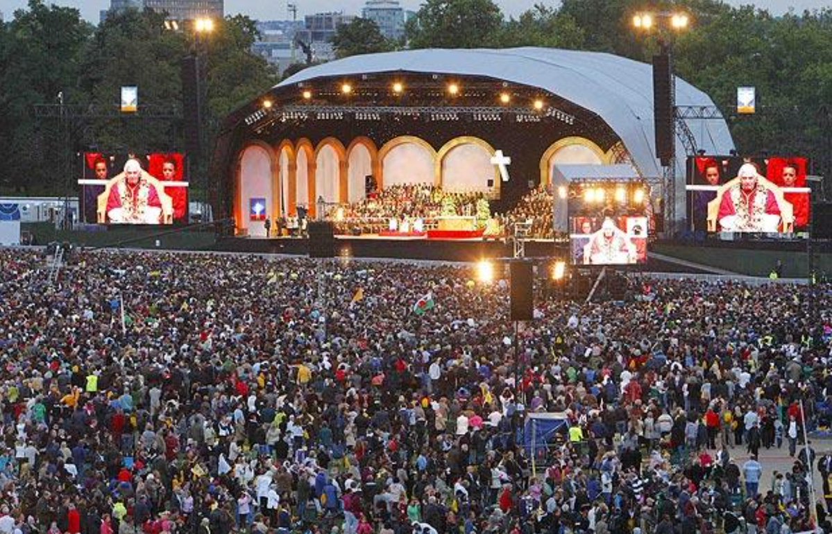 This was an open-air religious event in Glasgow and another in Hyde Park, London. Advertised and planned.