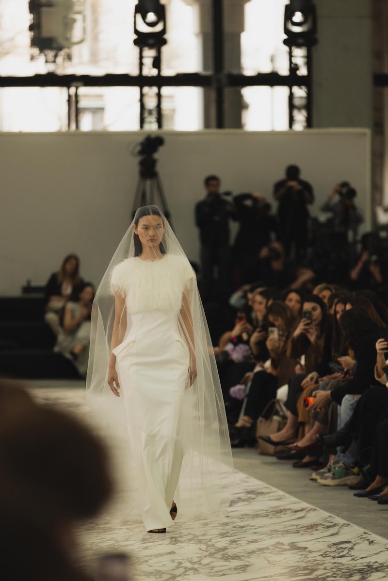 MidWoman tweet media