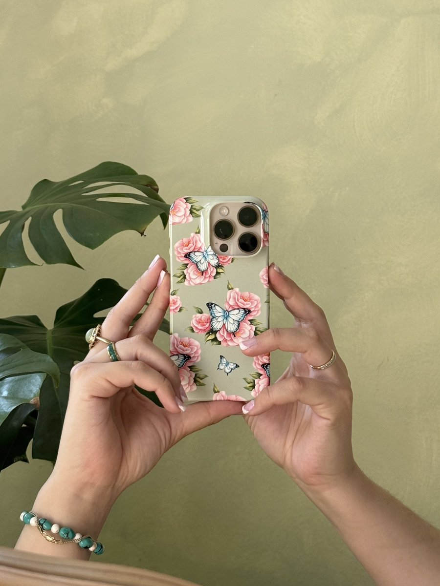 Giselle Ibarra ☾ tweet media