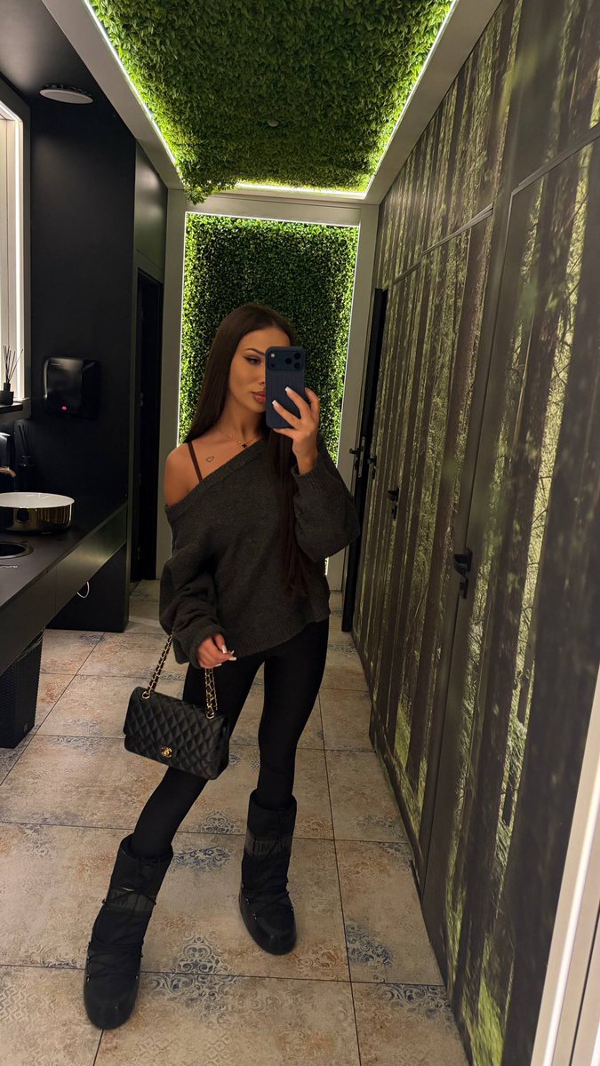 Julka Guzik tweet media