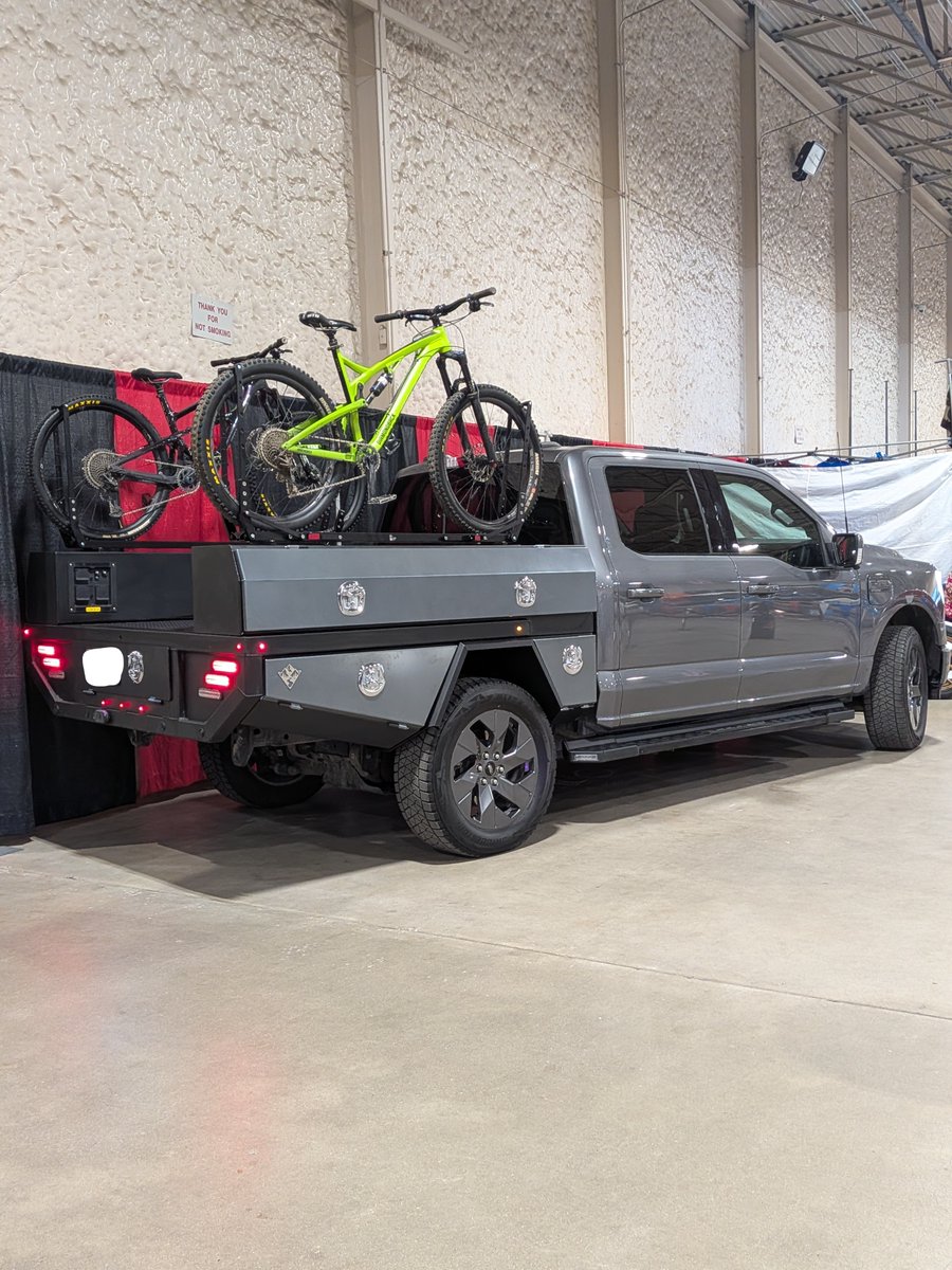 USAFactoryGuy tweet media