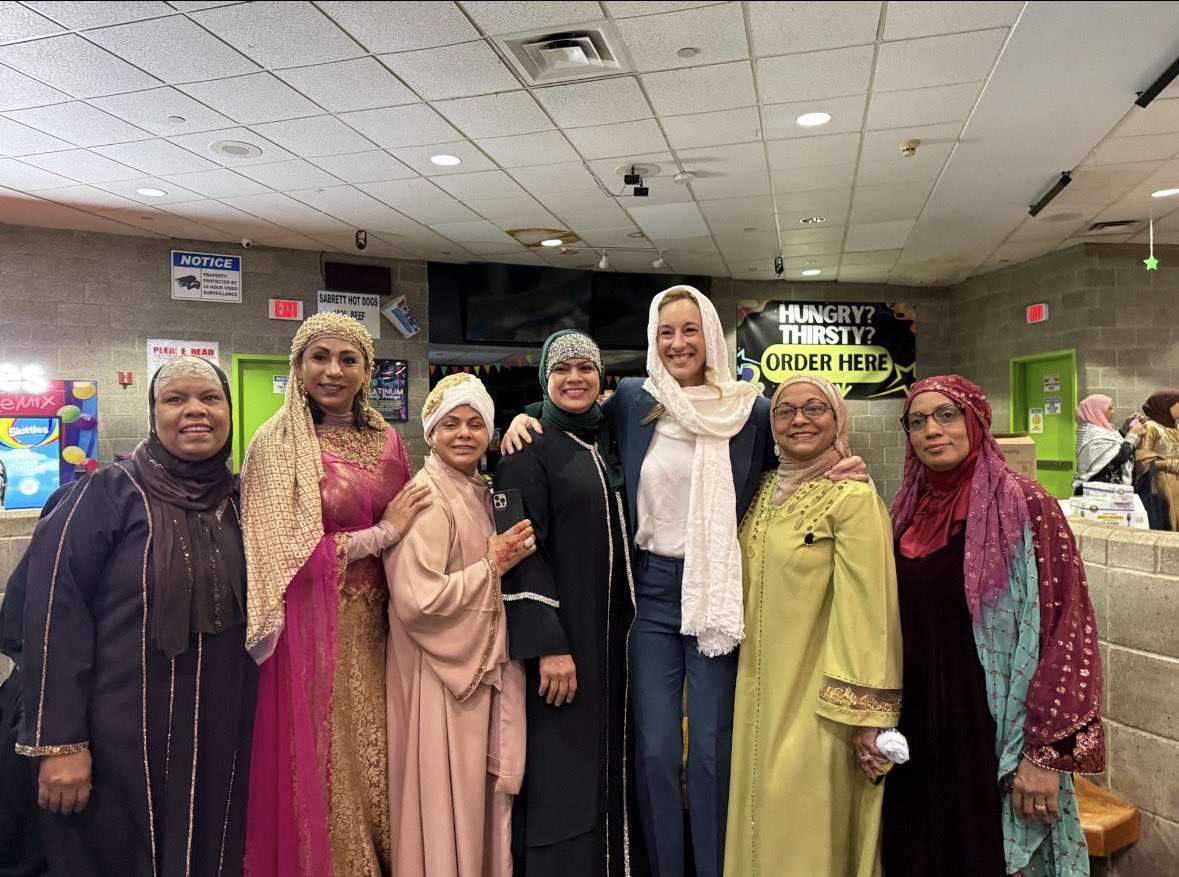 Loomer Unleashed tweet media