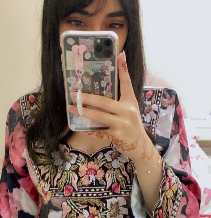 🎀 Wishy ⋆.˚୨୧ C♡mms on Vgen! tweet media