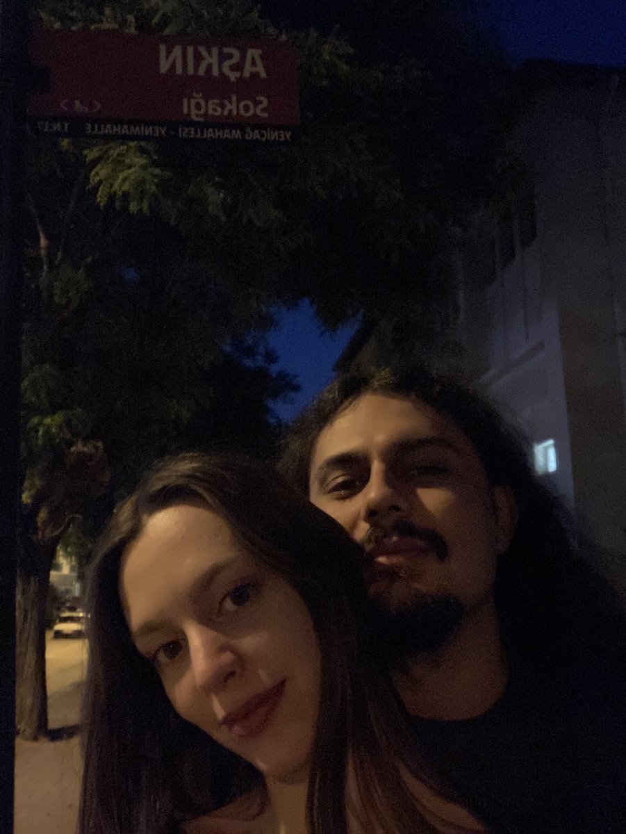 Aşkın sokağında bu sefer aşk var 🖤