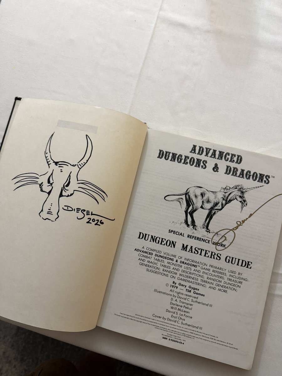 Jonathan tweet media