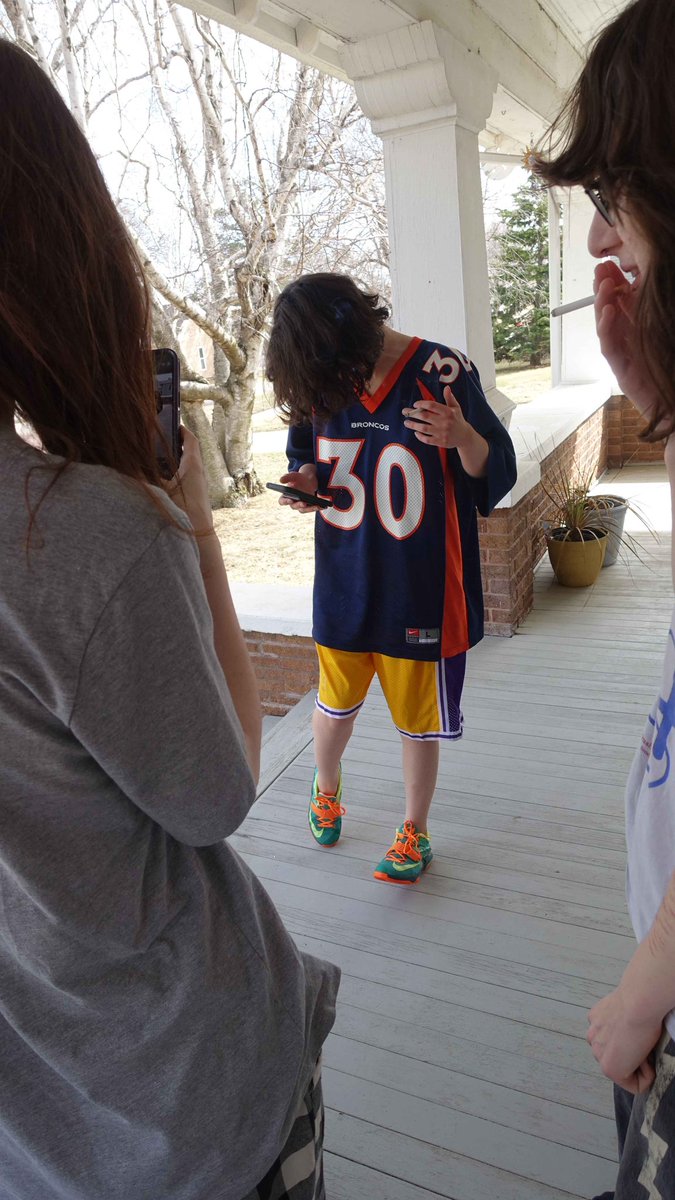 so charming ♫♪ tweet media