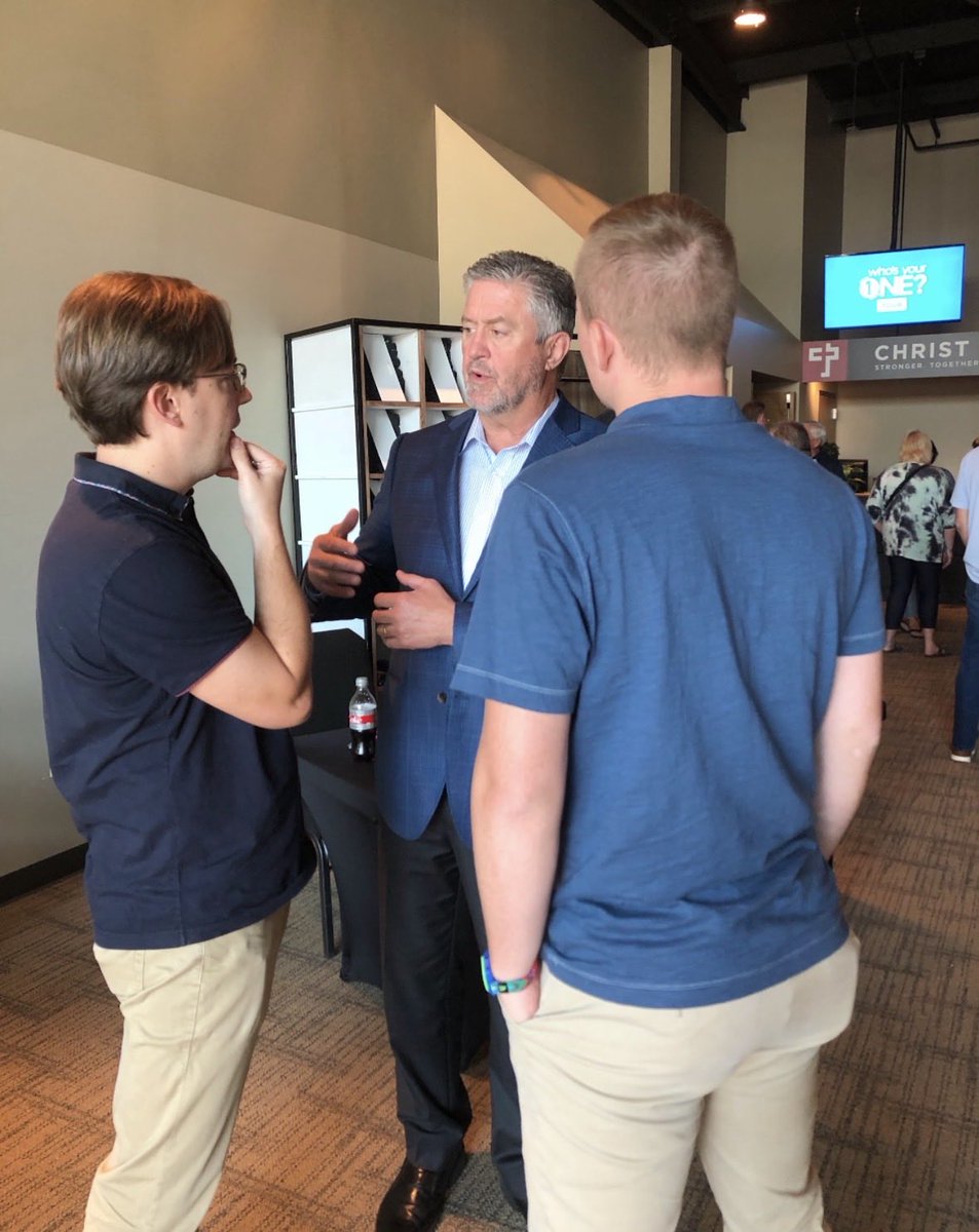 Cameron_Ford's tweet photo. Was blessed in 2019 to meet Steve Gaines! A servant of the Lord! https://t.co/gSoXeTzNLo