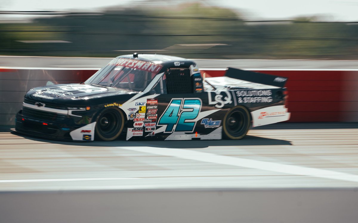 Niece Motorsports tweet media