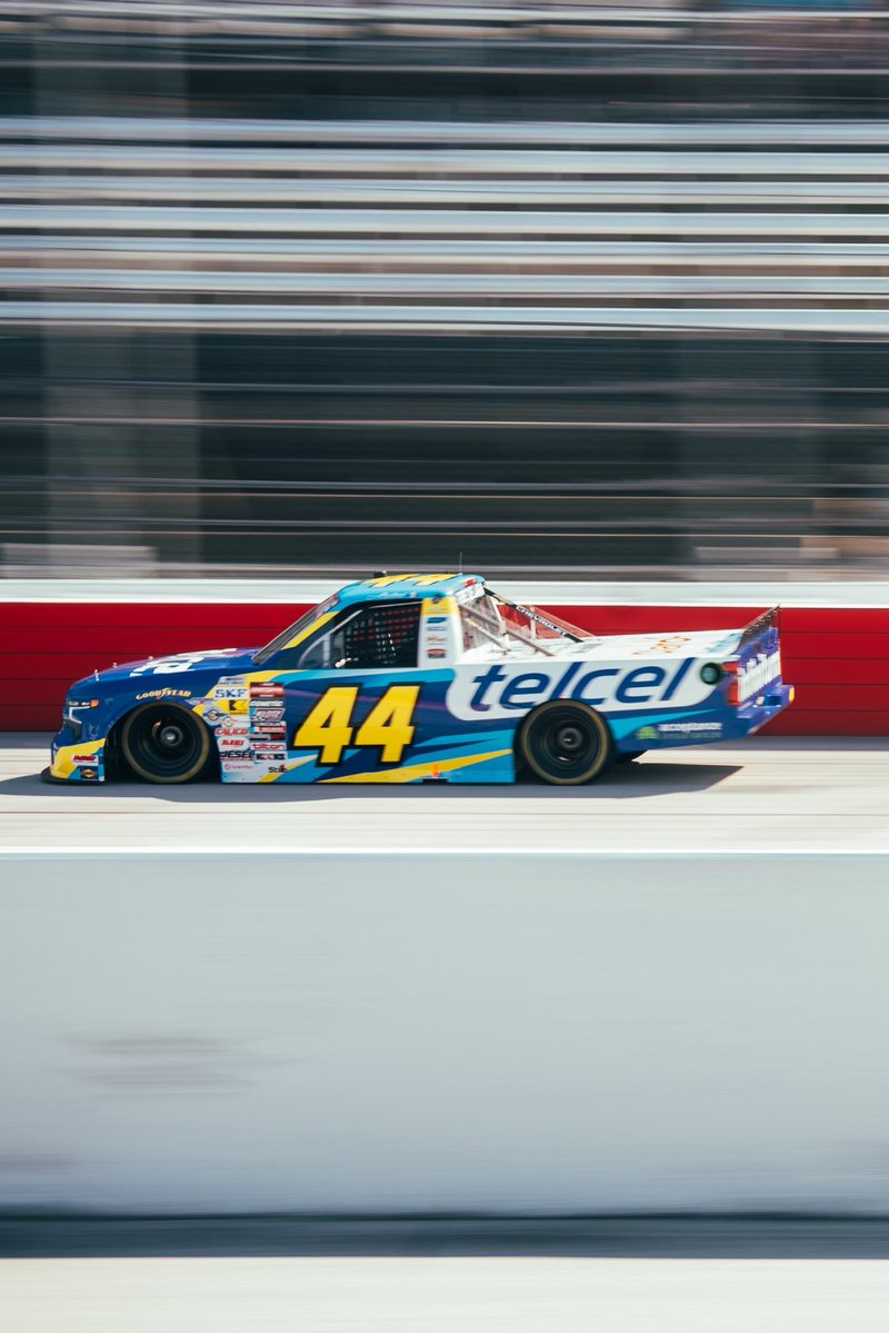 Niece Motorsports tweet media